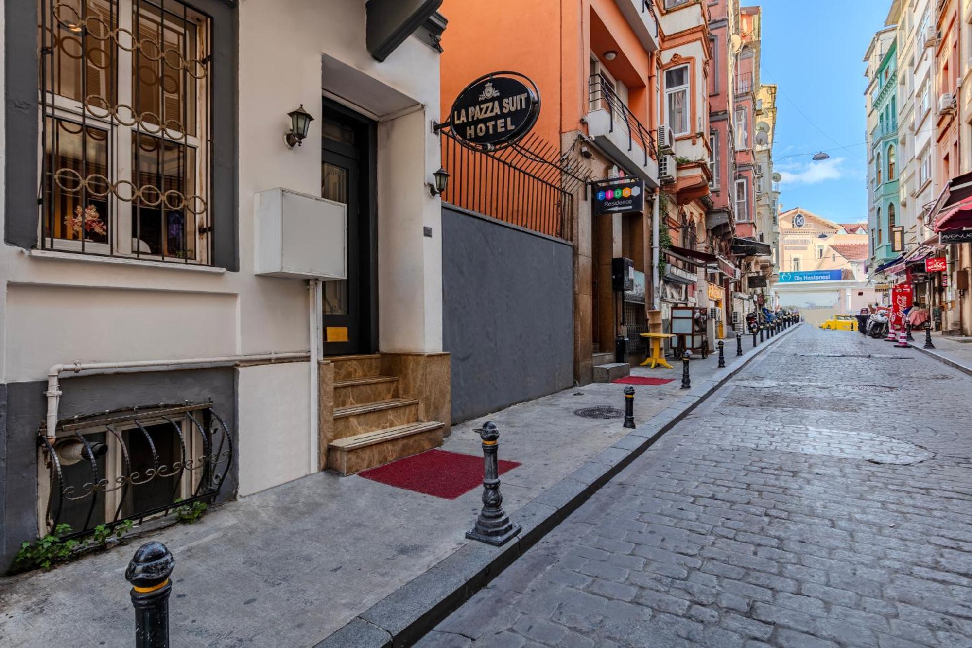La Pazza Suites Istanbulská provincie Exteriér fotografie