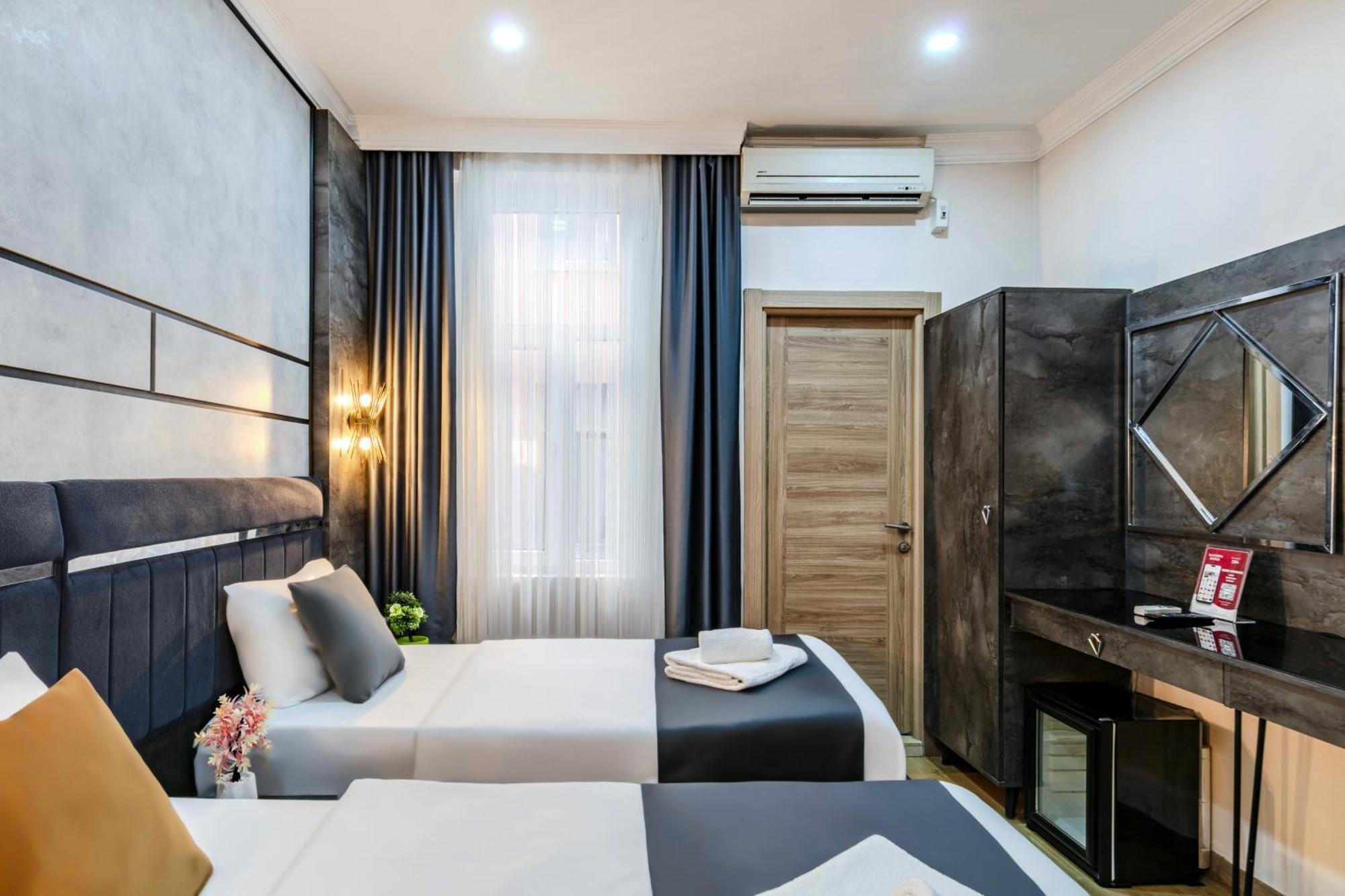 La Pazza Suites Istanbulská provincie Exteriér fotografie