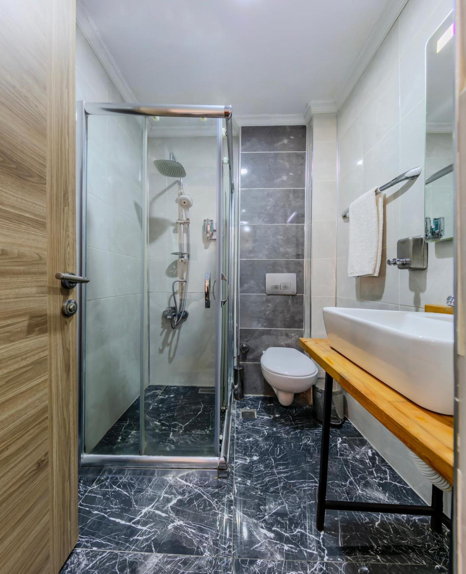 La Pazza Suites Istanbulská provincie Exteriér fotografie