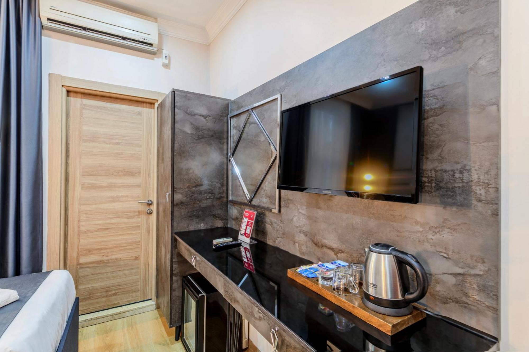 La Pazza Suites Istanbulská provincie Exteriér fotografie
